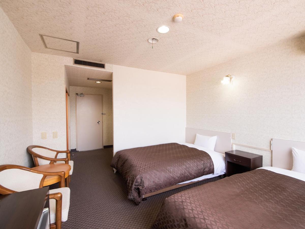 Hotel Primrose Saito מראה חיצוני תמונה