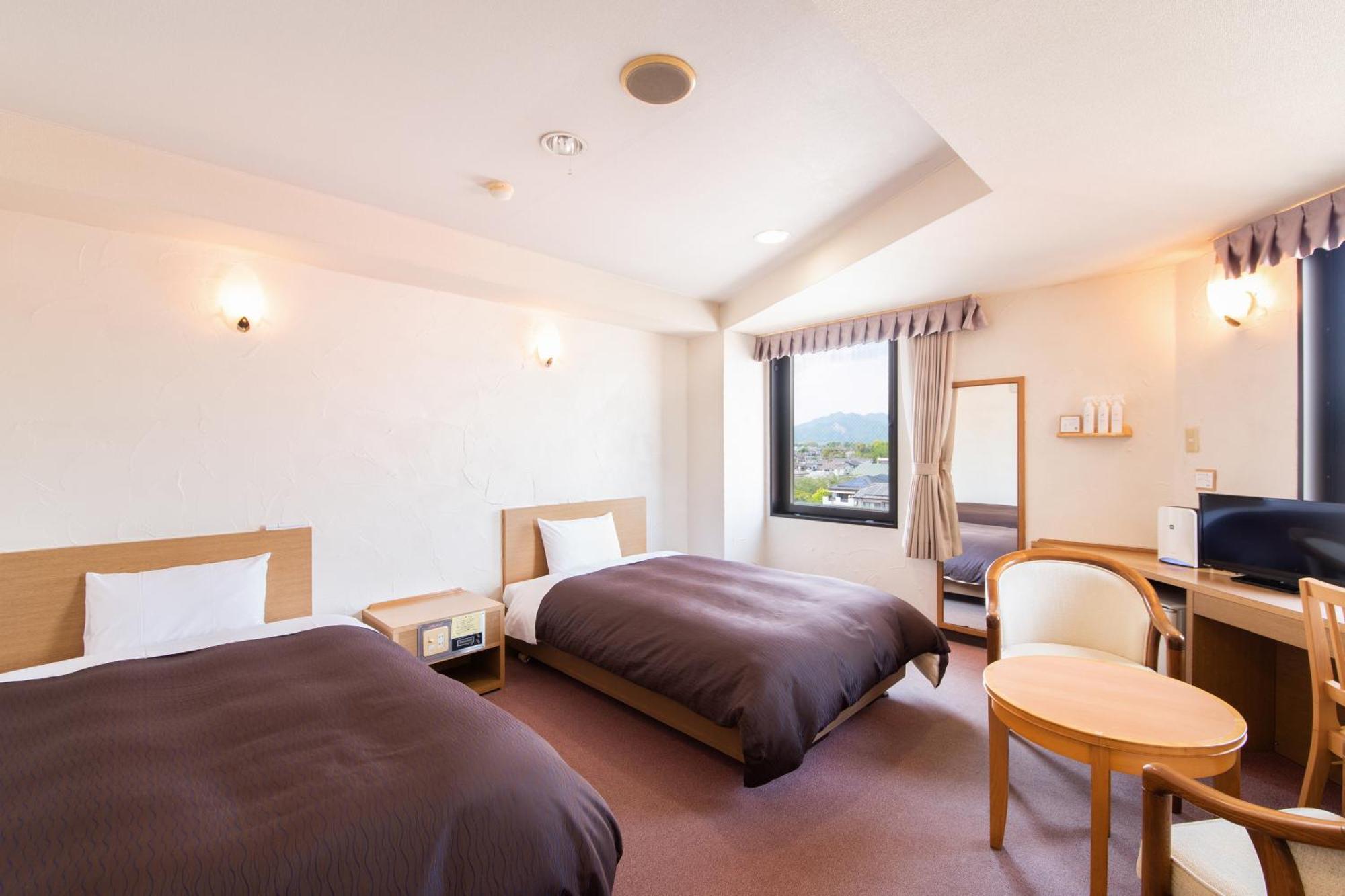 Hotel Primrose Saito מראה חיצוני תמונה